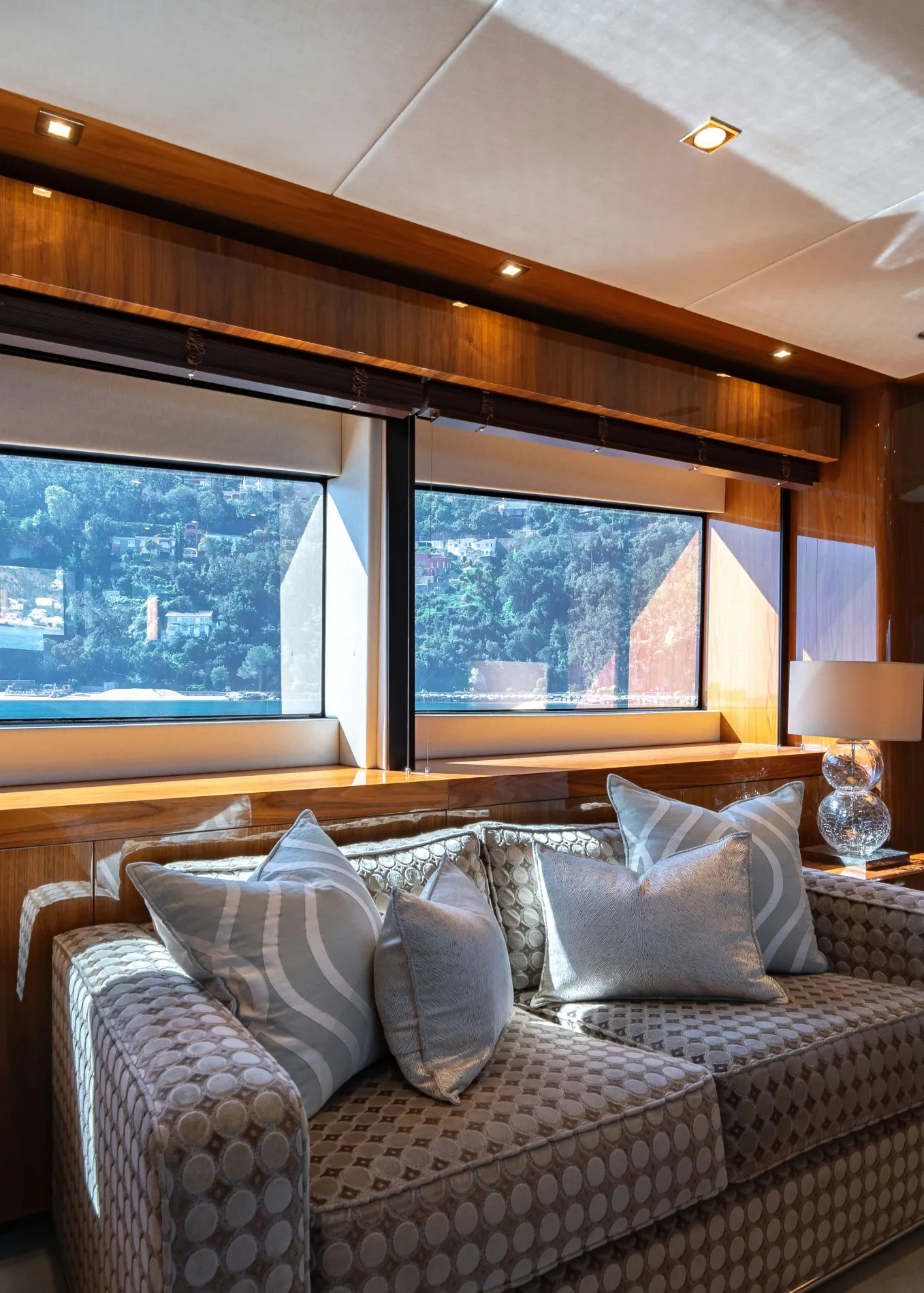 SUNSEEKER BY NAME. SUNSEEKER BY NATURE.