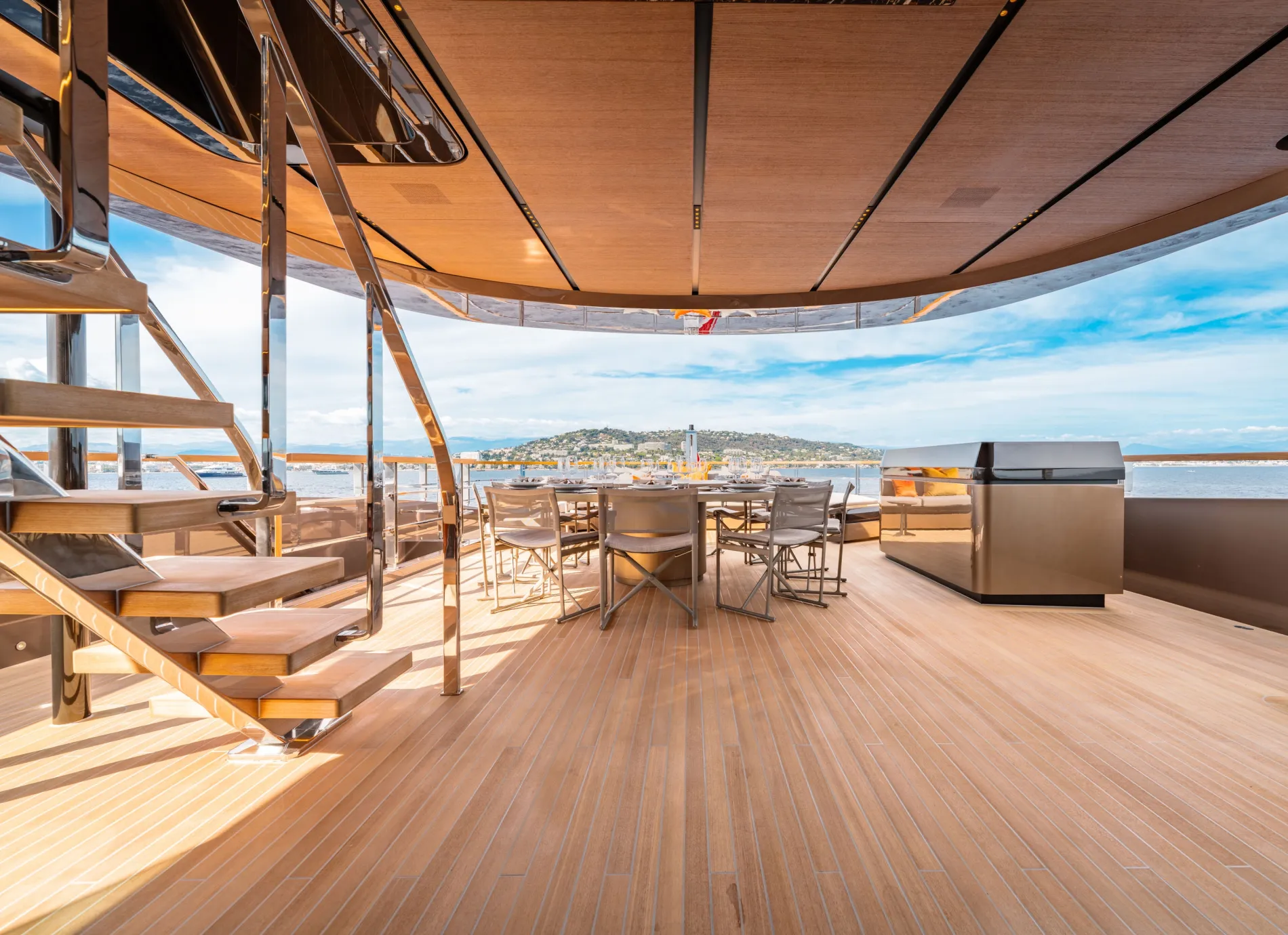 Indoor-Outdoor Living