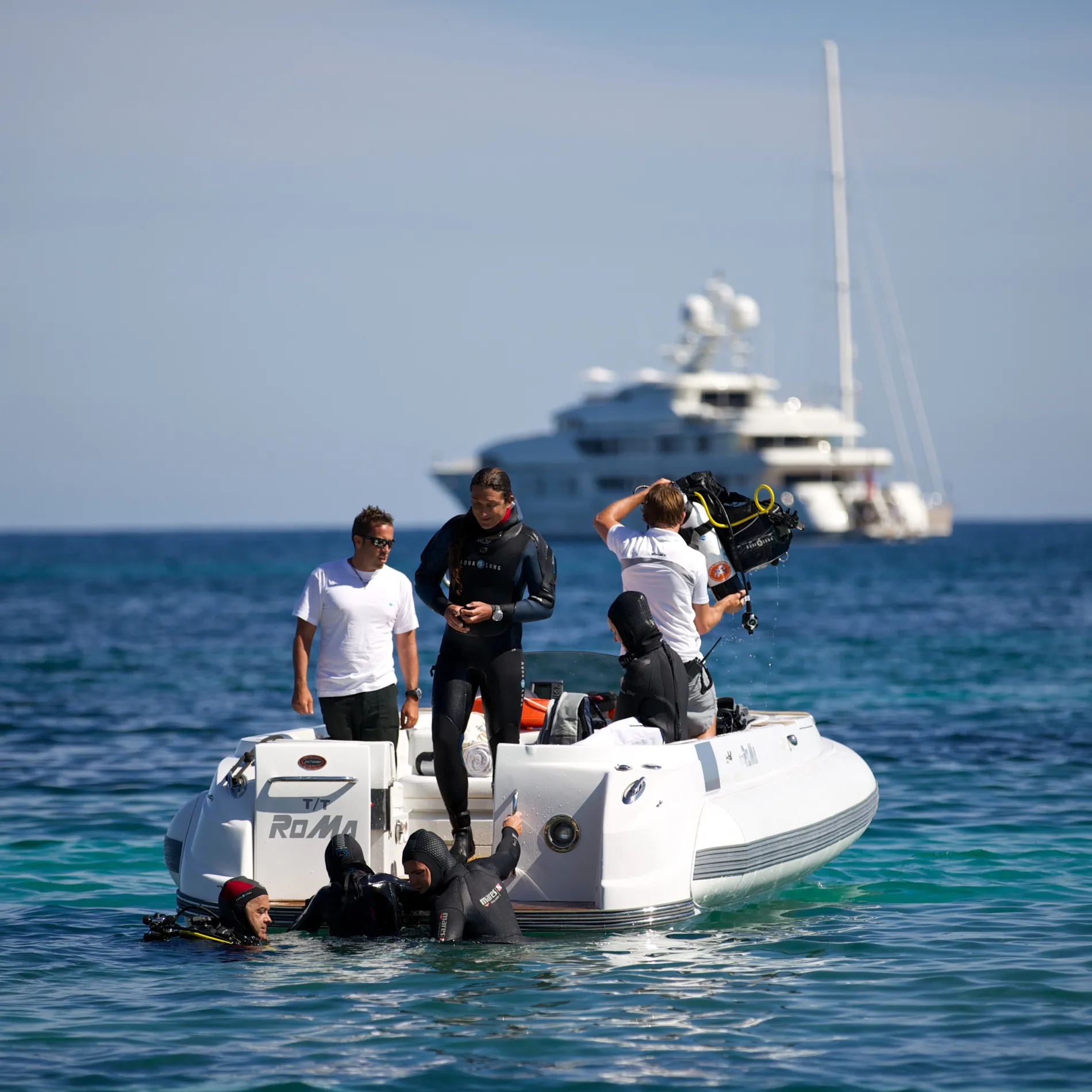 Grand Scale, Effortless Living