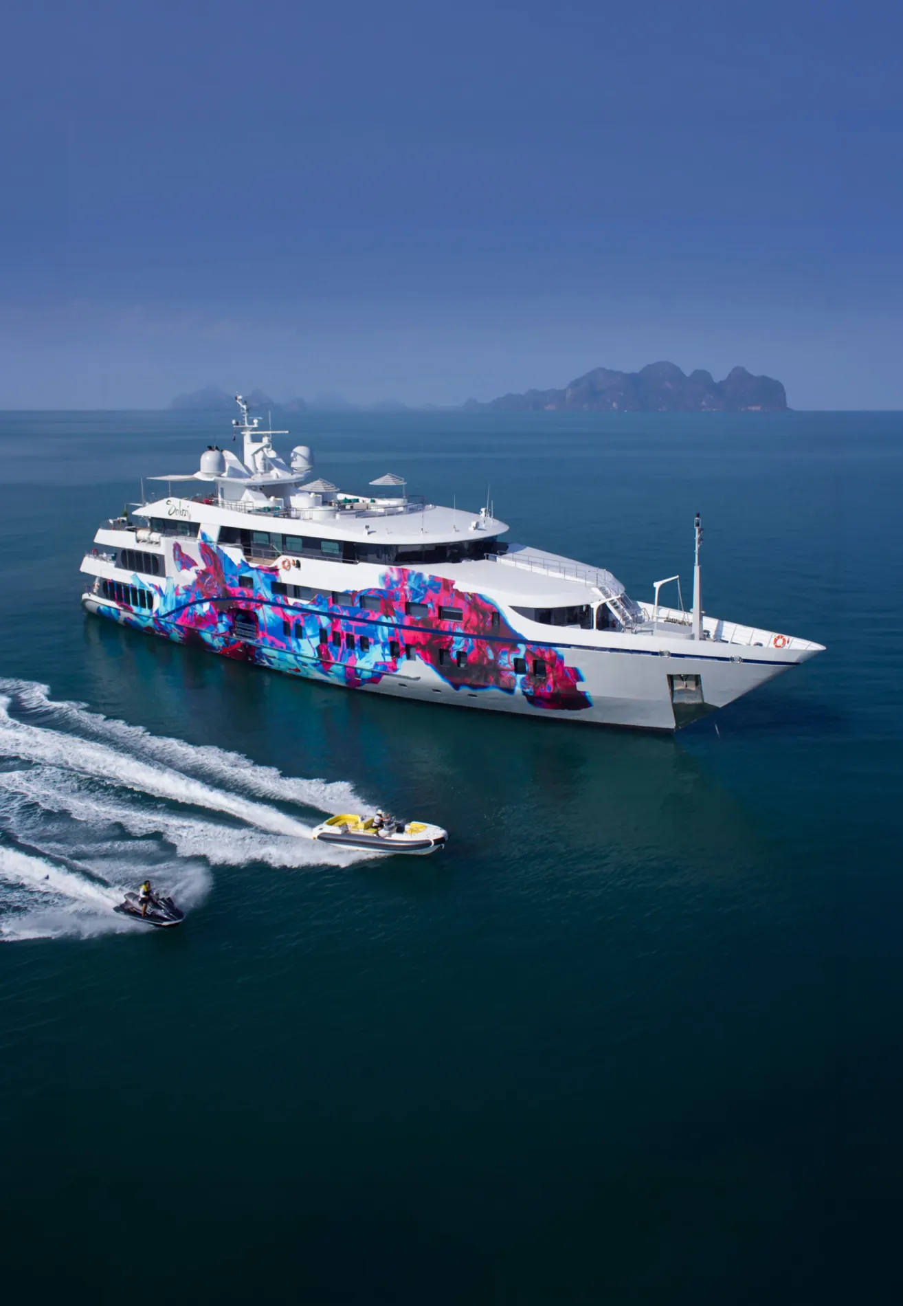 A STAGE FOR THE EXTRAORDINARY
