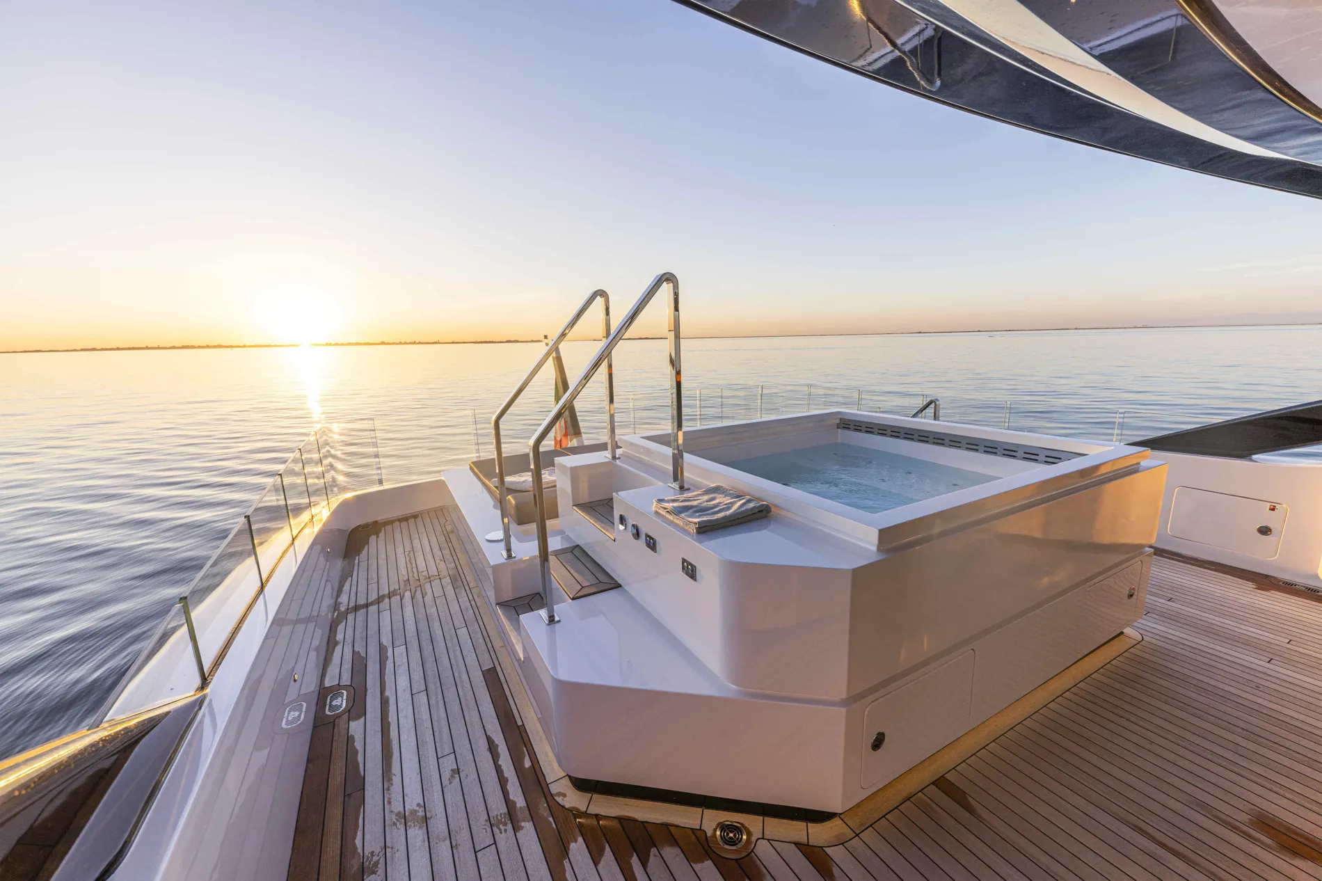 Sundeck