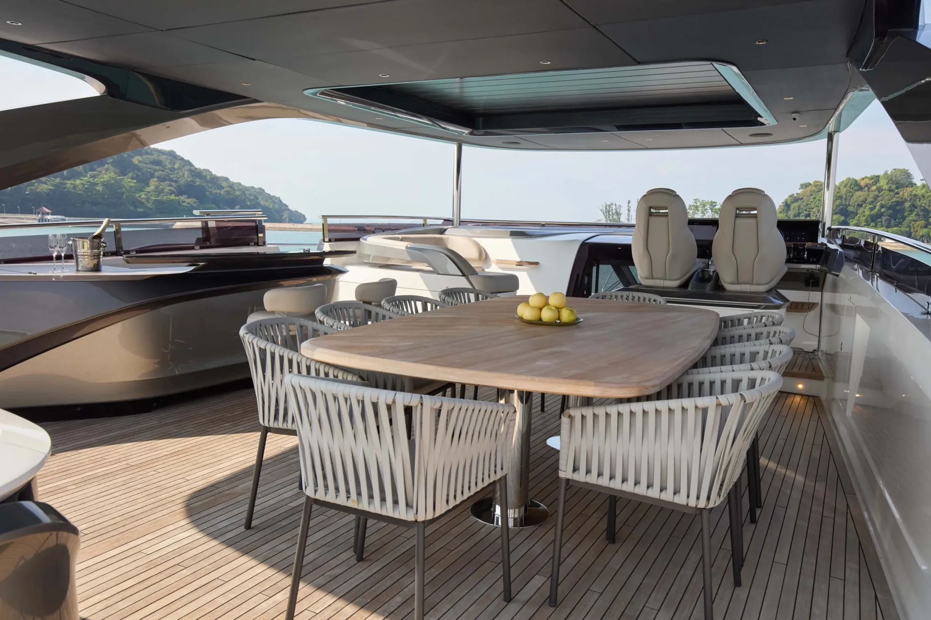 Flybridge