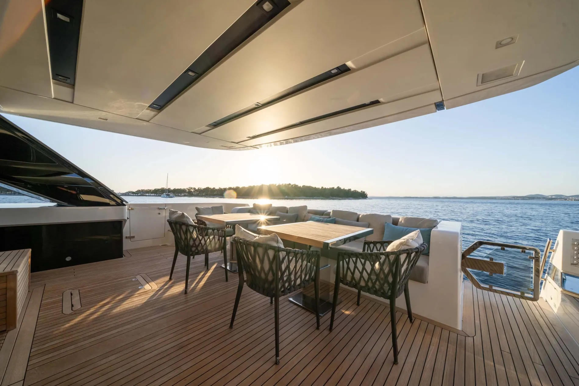 AFT DECK