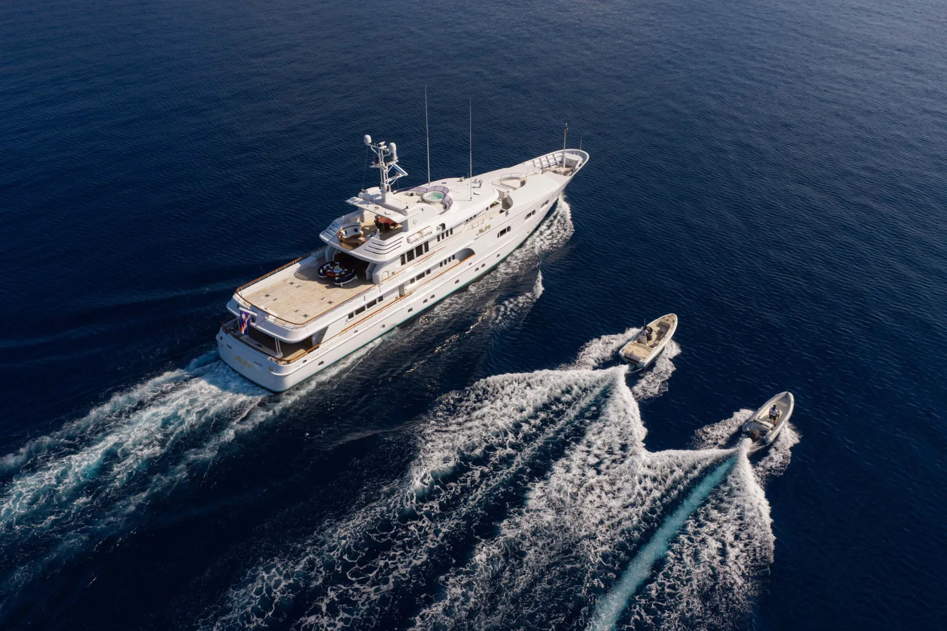 BUILT FOR WORLDWIDE CRUISING