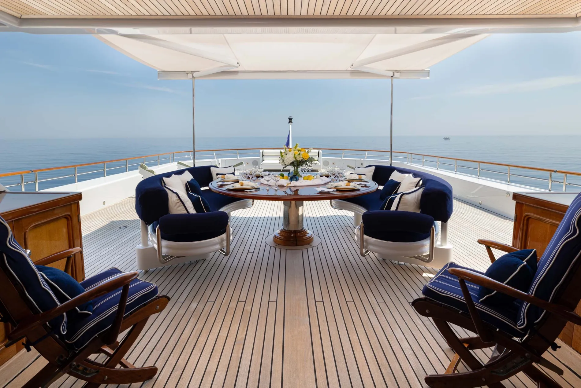 Upper Deck
