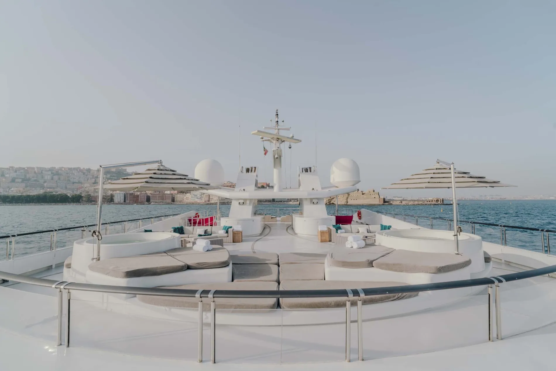 SUN DECK