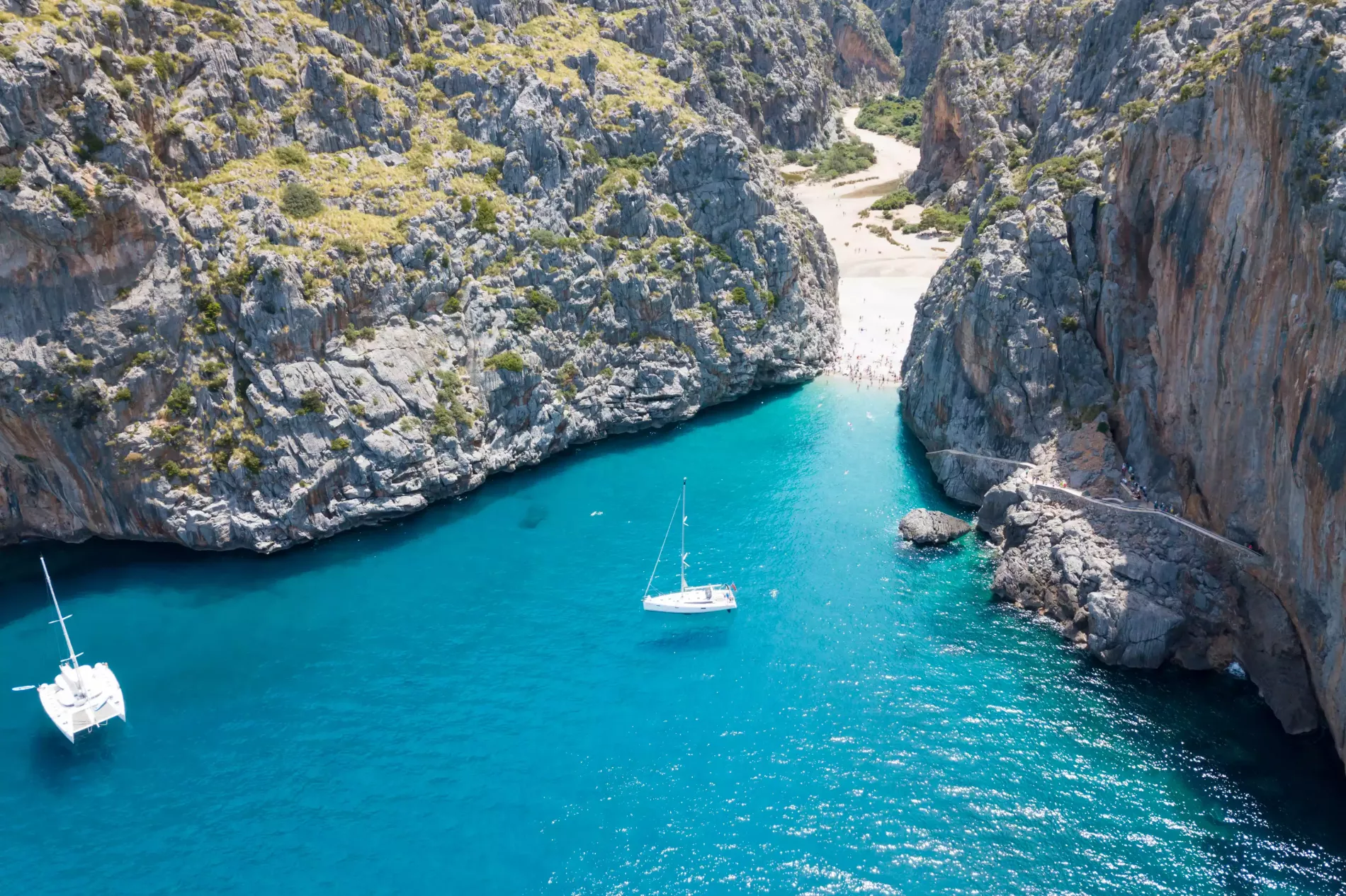 Bohemian beats, barefoot glamour