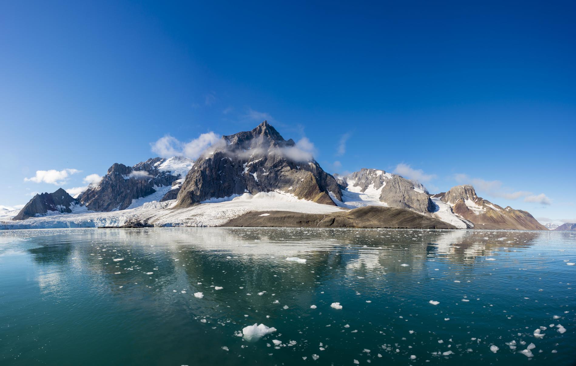 Exploration by air and ice