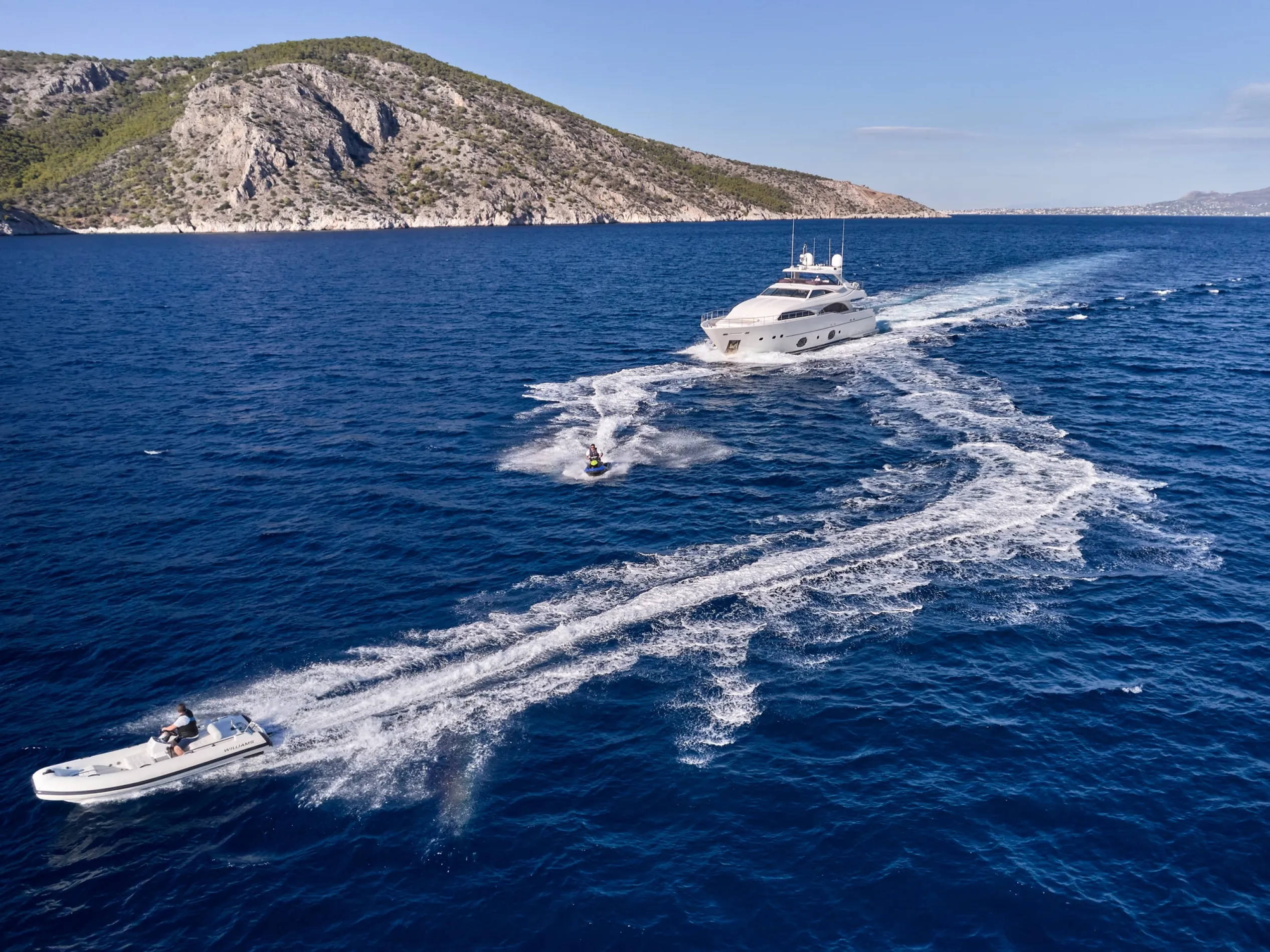 Family Design. Ferretti Build.