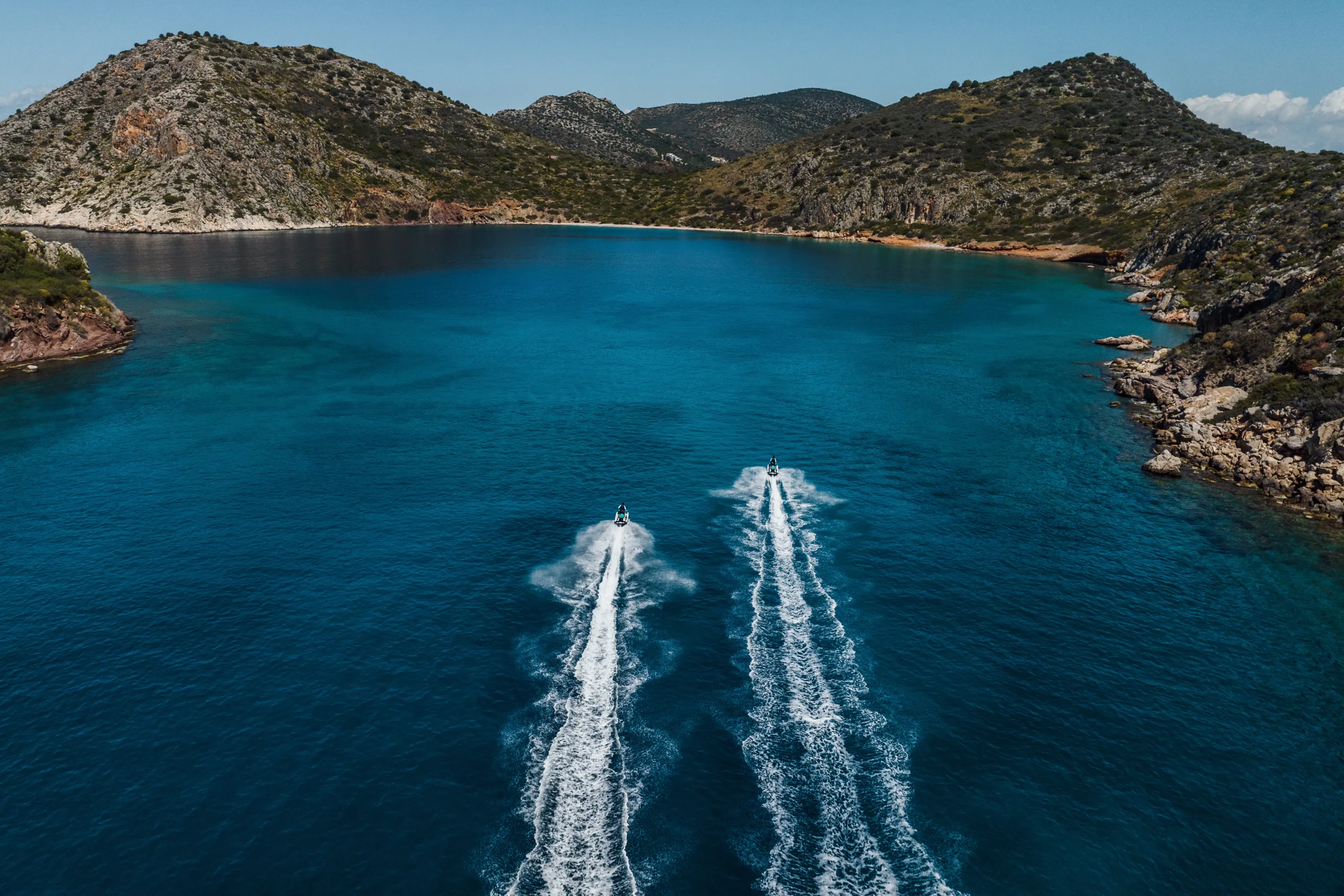 Relax. Dine. Explore.