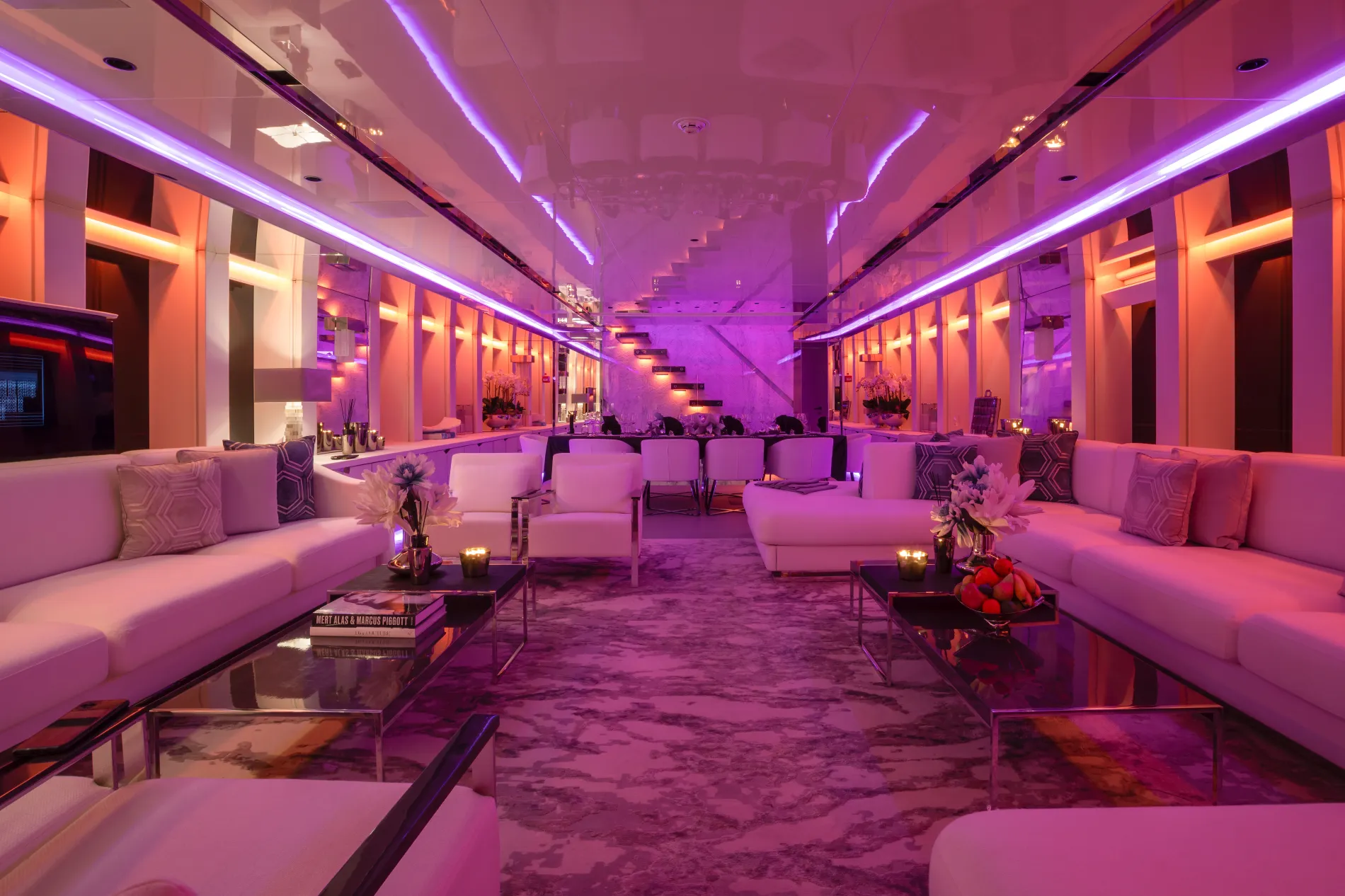 DAY-TO-NIGHT ENTERTAINING