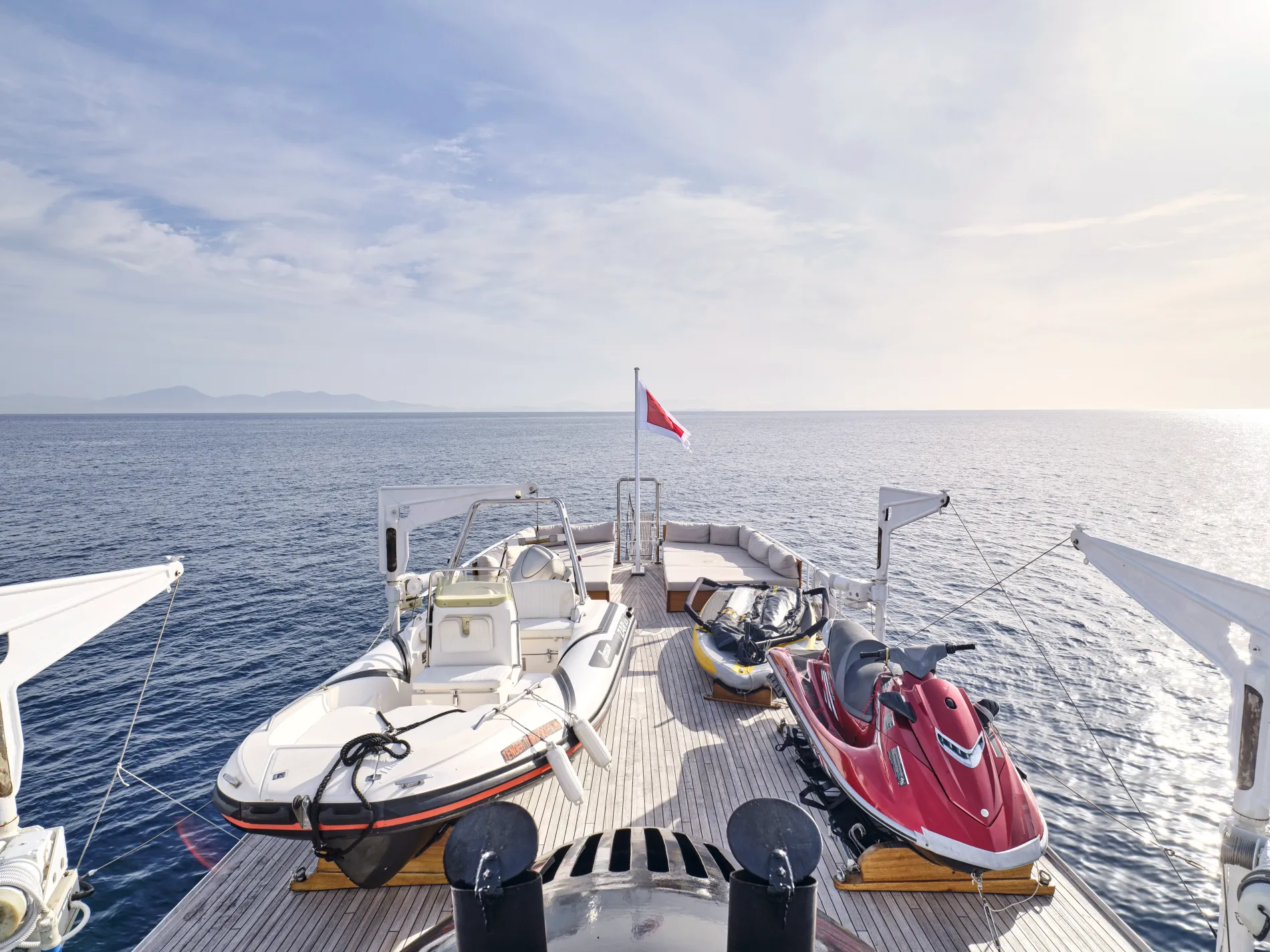 LLOYD’S CLASSIFIED