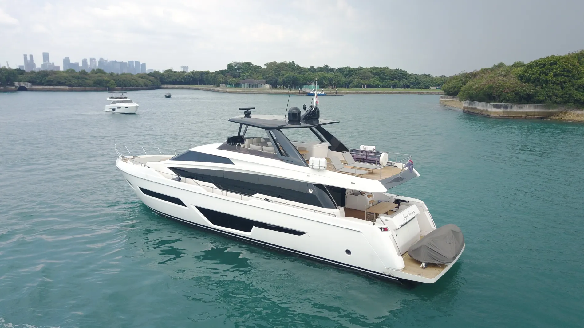 A SOUGHT-AFTER FERRETTI 780