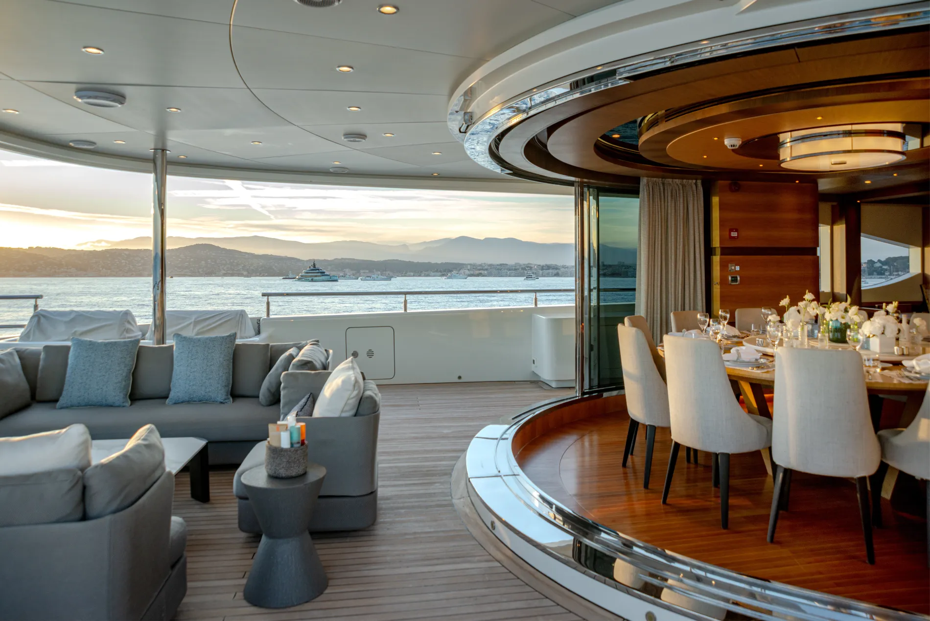 New Spanish Charter License