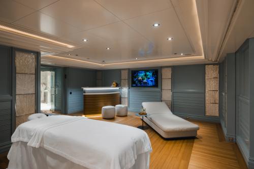 CARINTHIA VII - Luxury Motor Yacht  - Exterior Design - Img 2 | C&N
