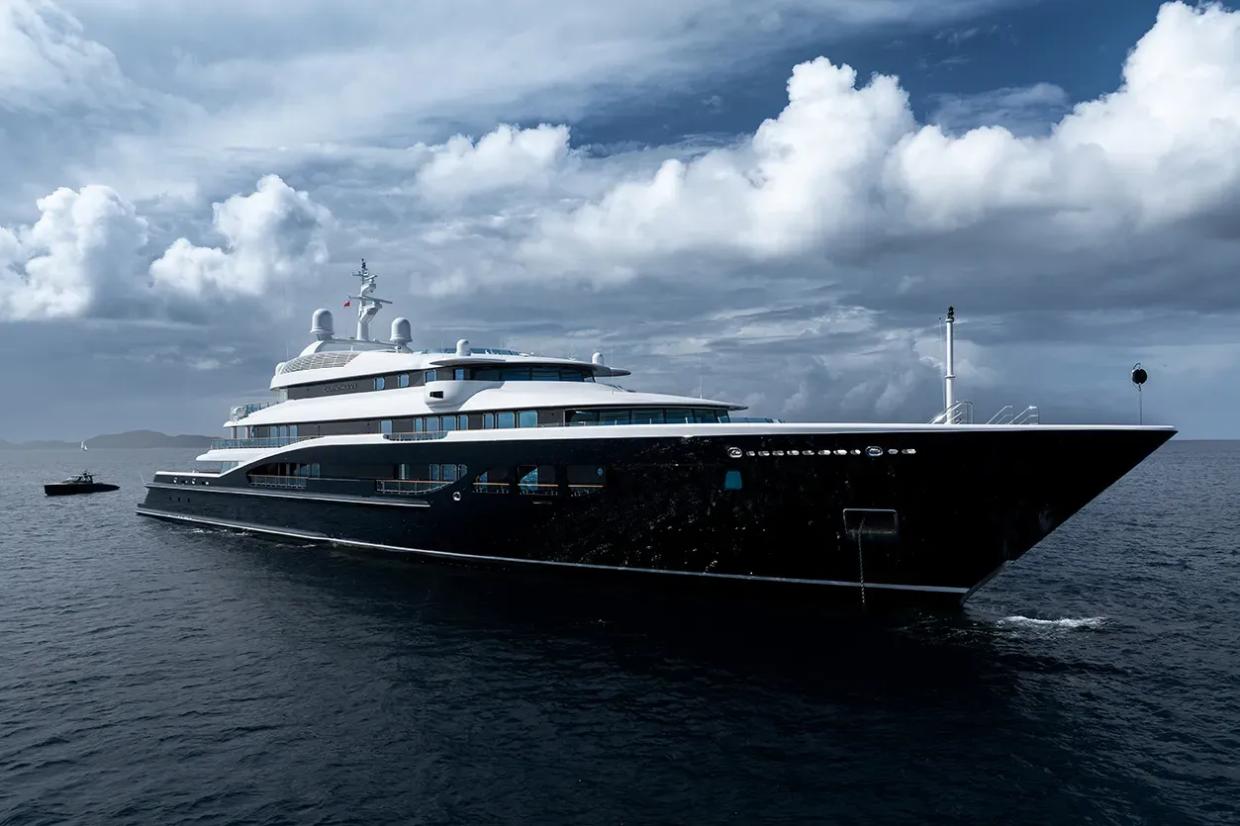 CARINTHIA VII - Luxury Yacht Charter Experiences | C&N
