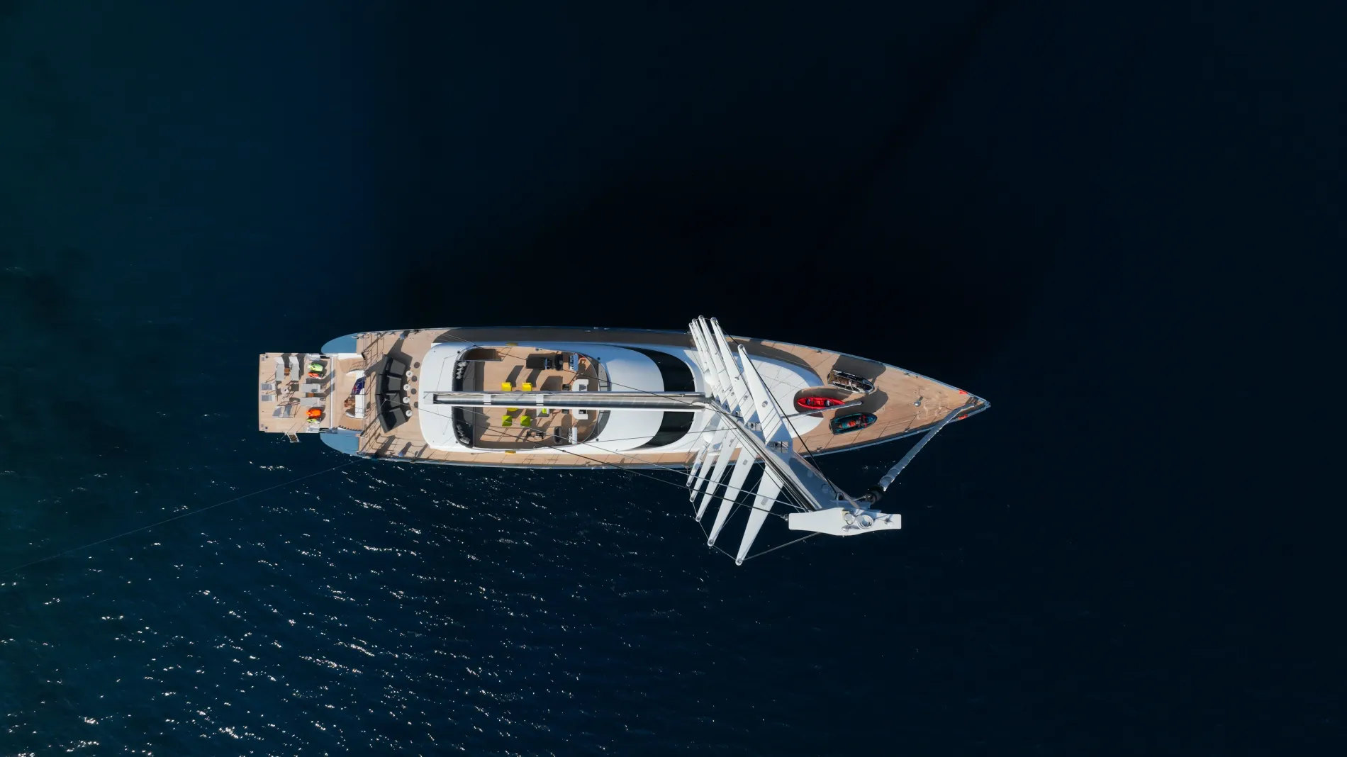 HIGH-SPEC SAILING PACKAGE