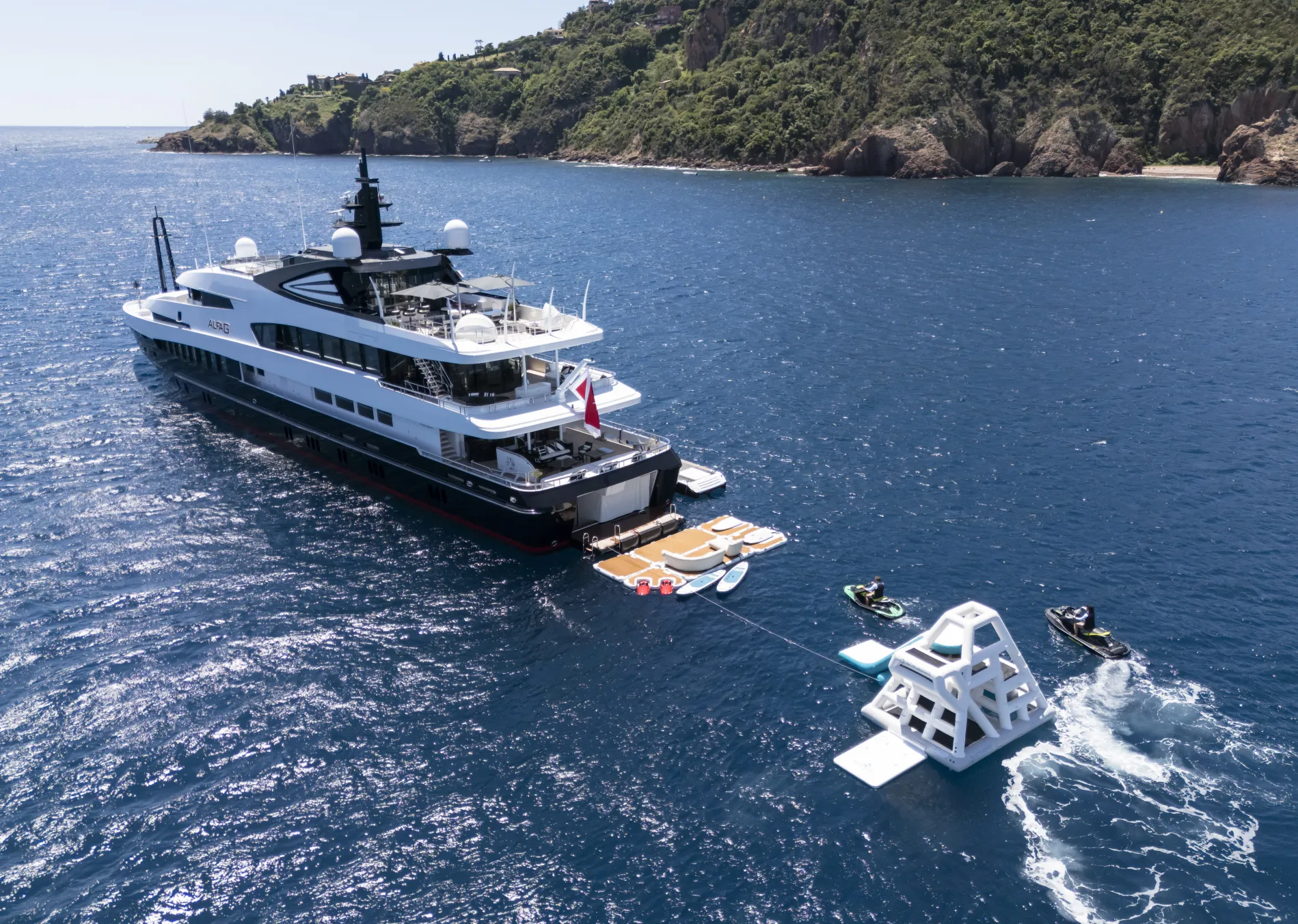 WELLNESS ON THE WATER