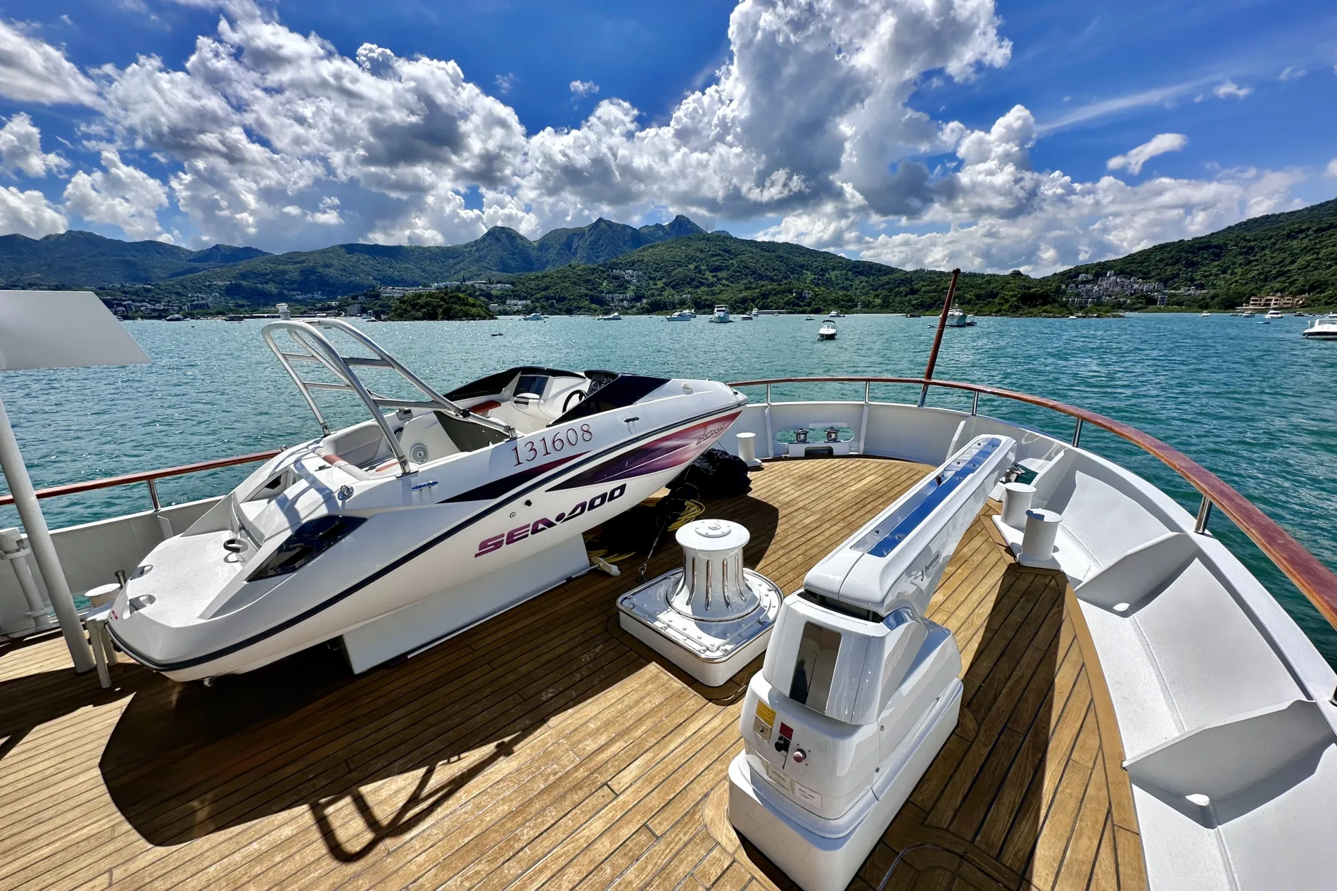 Impressive Tender Storage