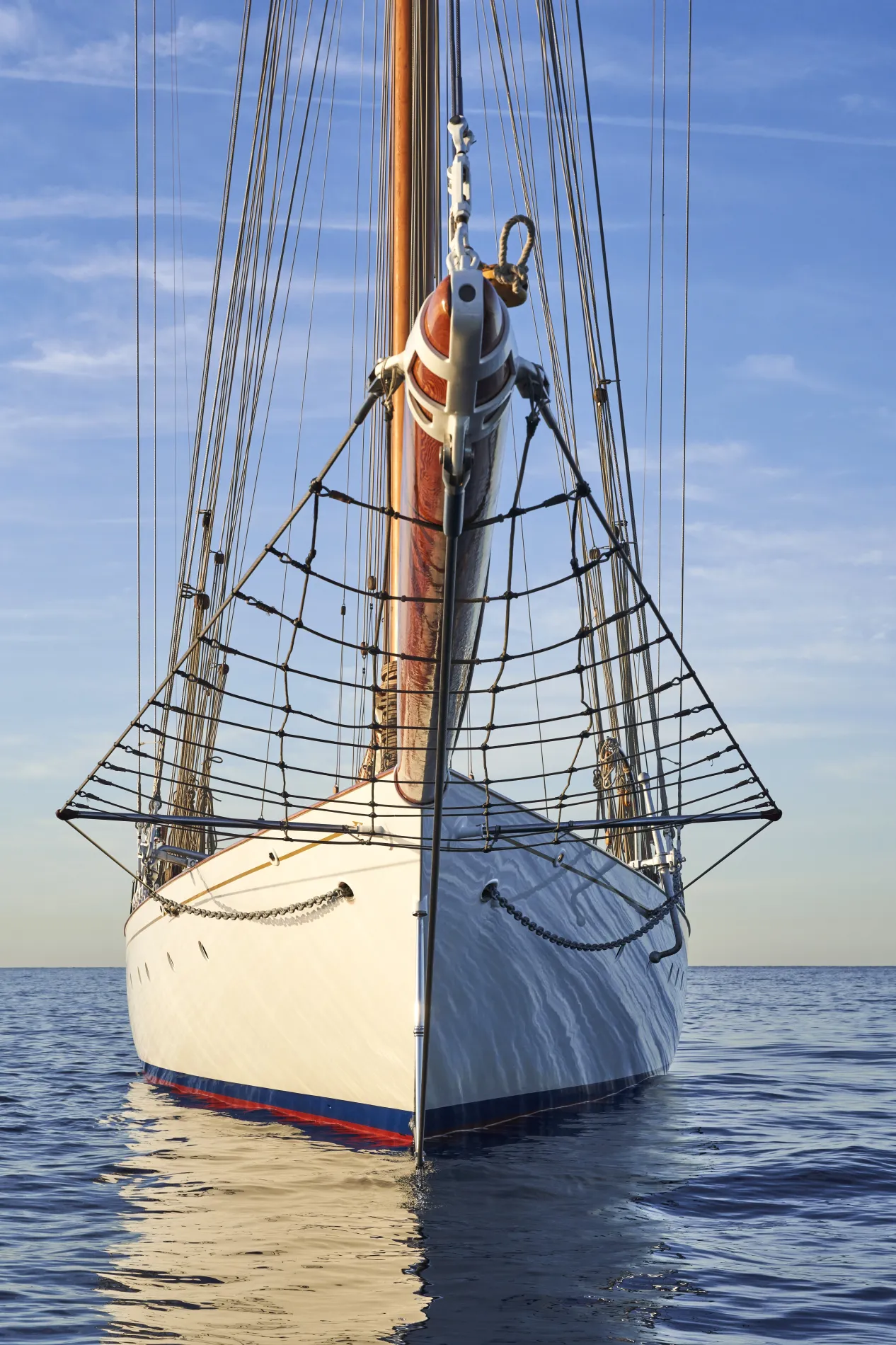 A TRIBUTE TO THE GOLDEN AGE OF YACHTING