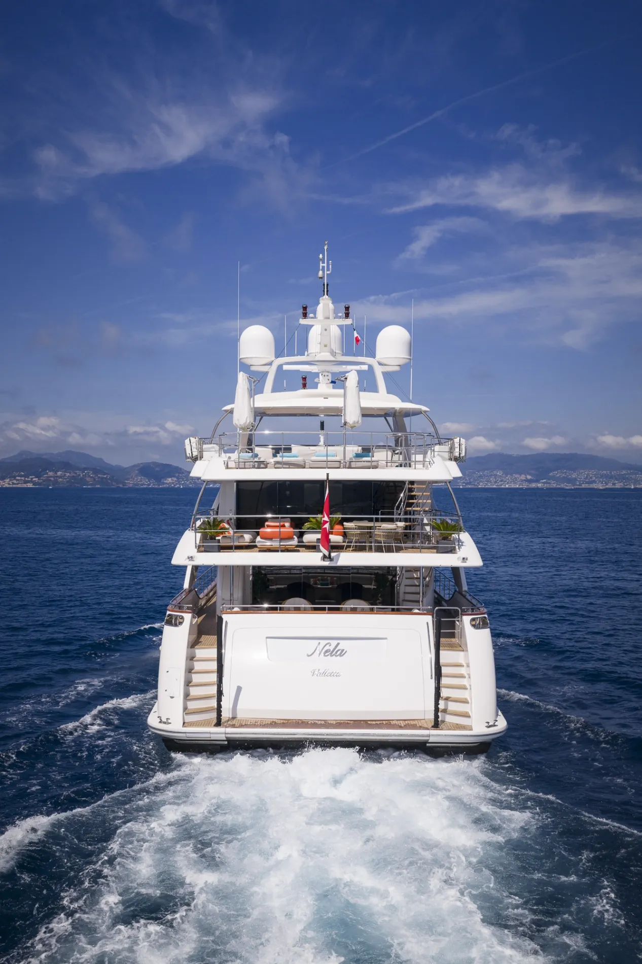 Benetti Style. Sun-Soaked Comfort.