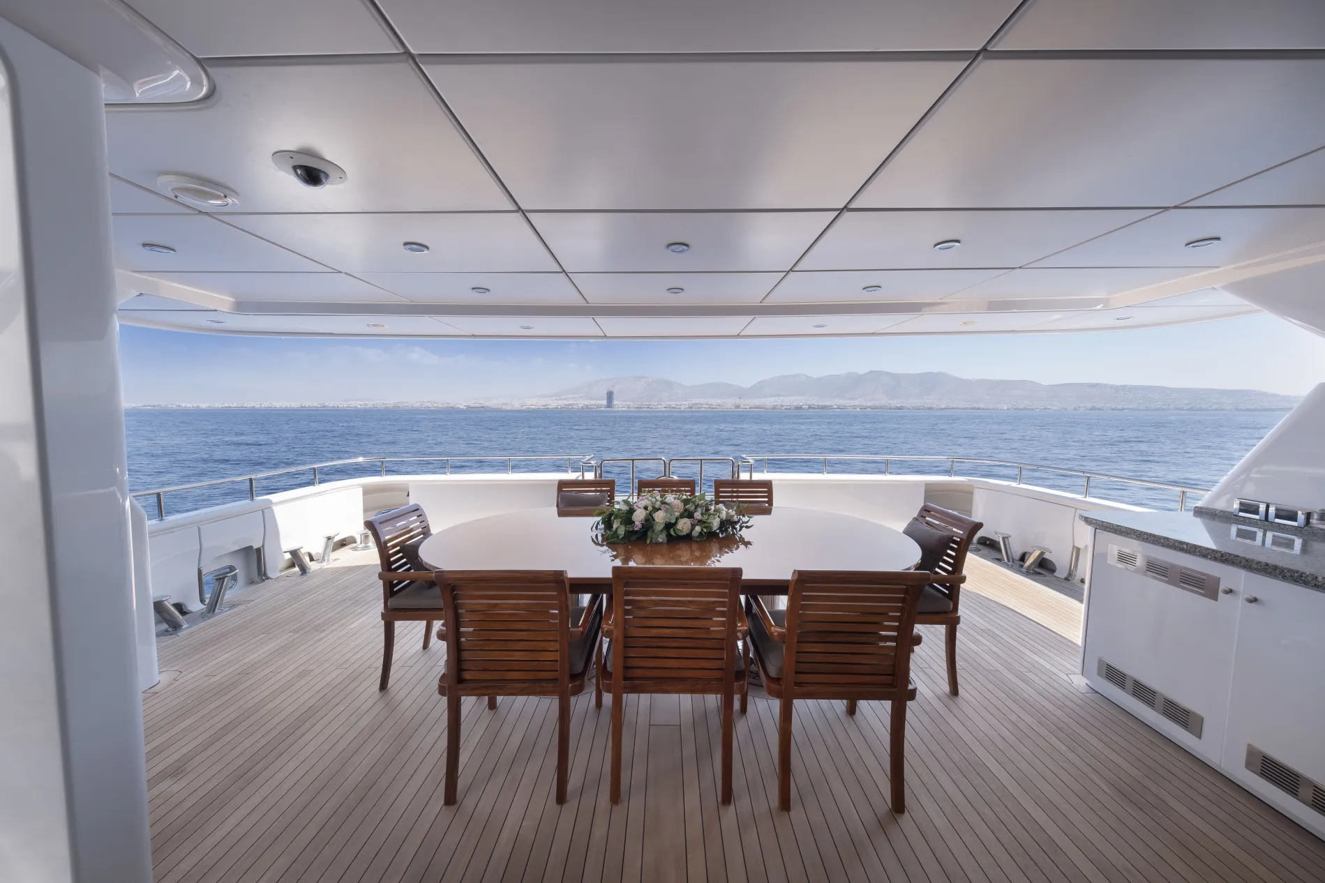 Expansive Outdoor Living