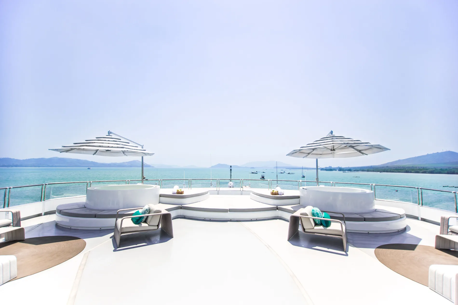 SUN DECK
