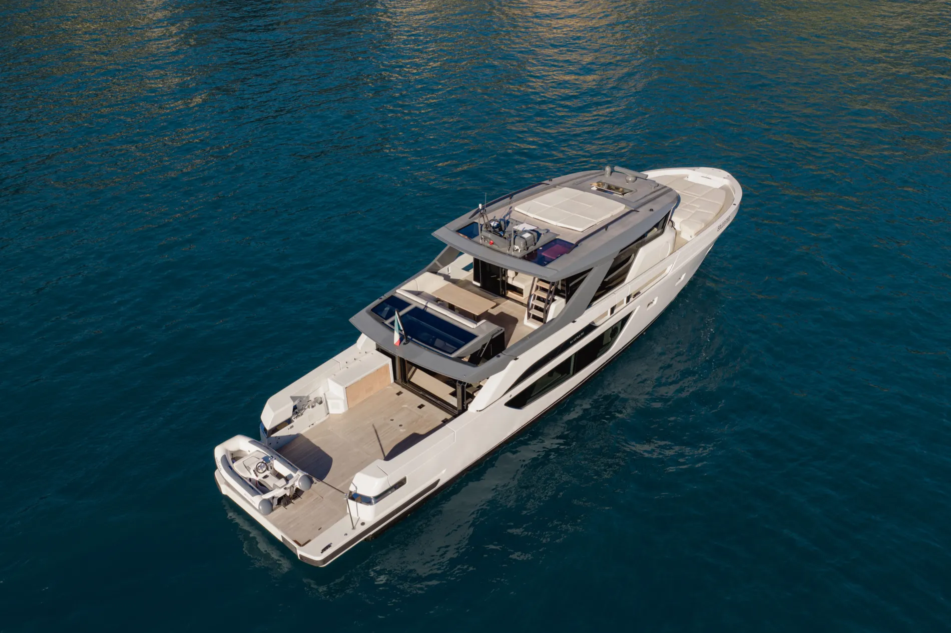 LIFE AT THE WATER’S EDGE