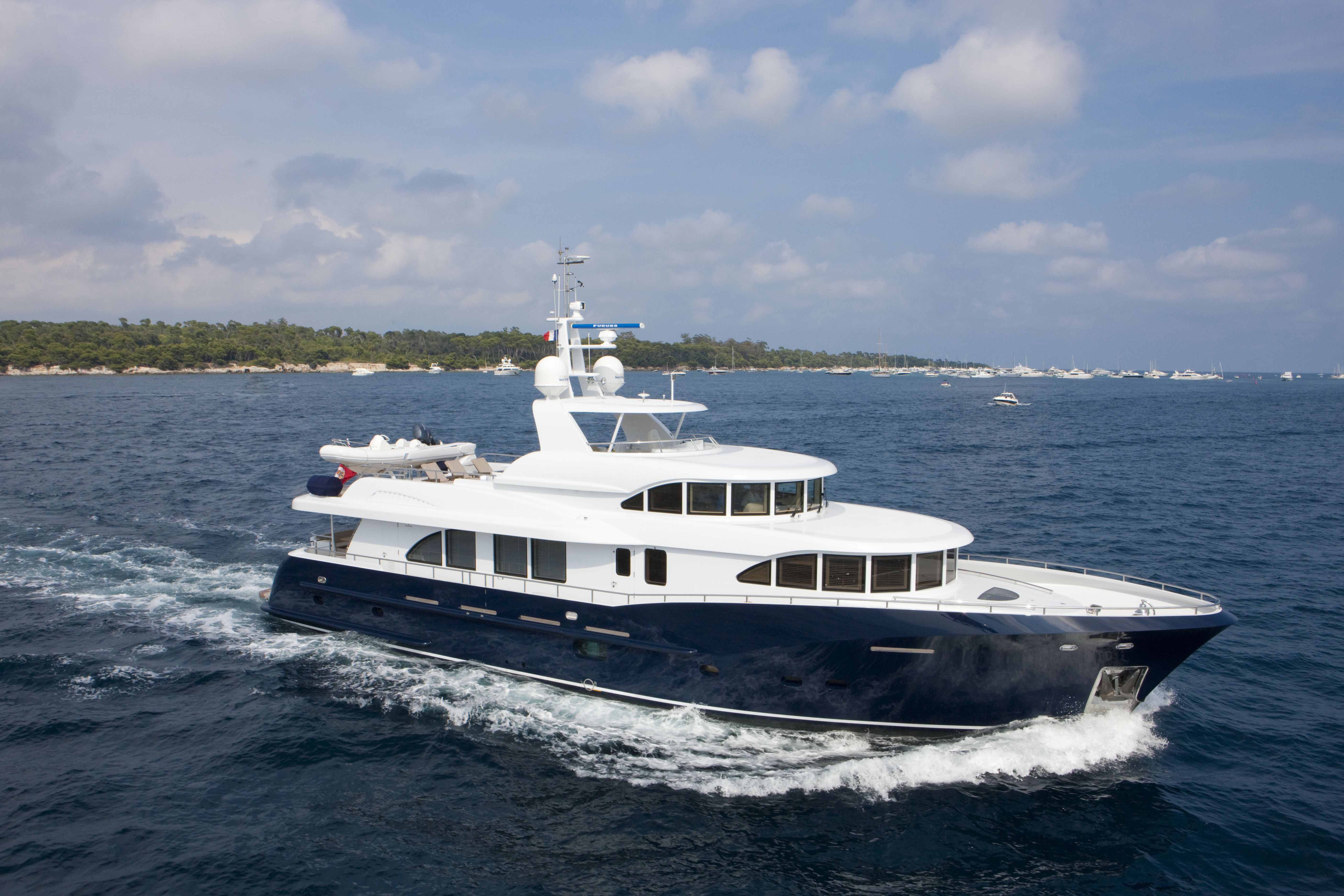 motor yacht belle isle for sale