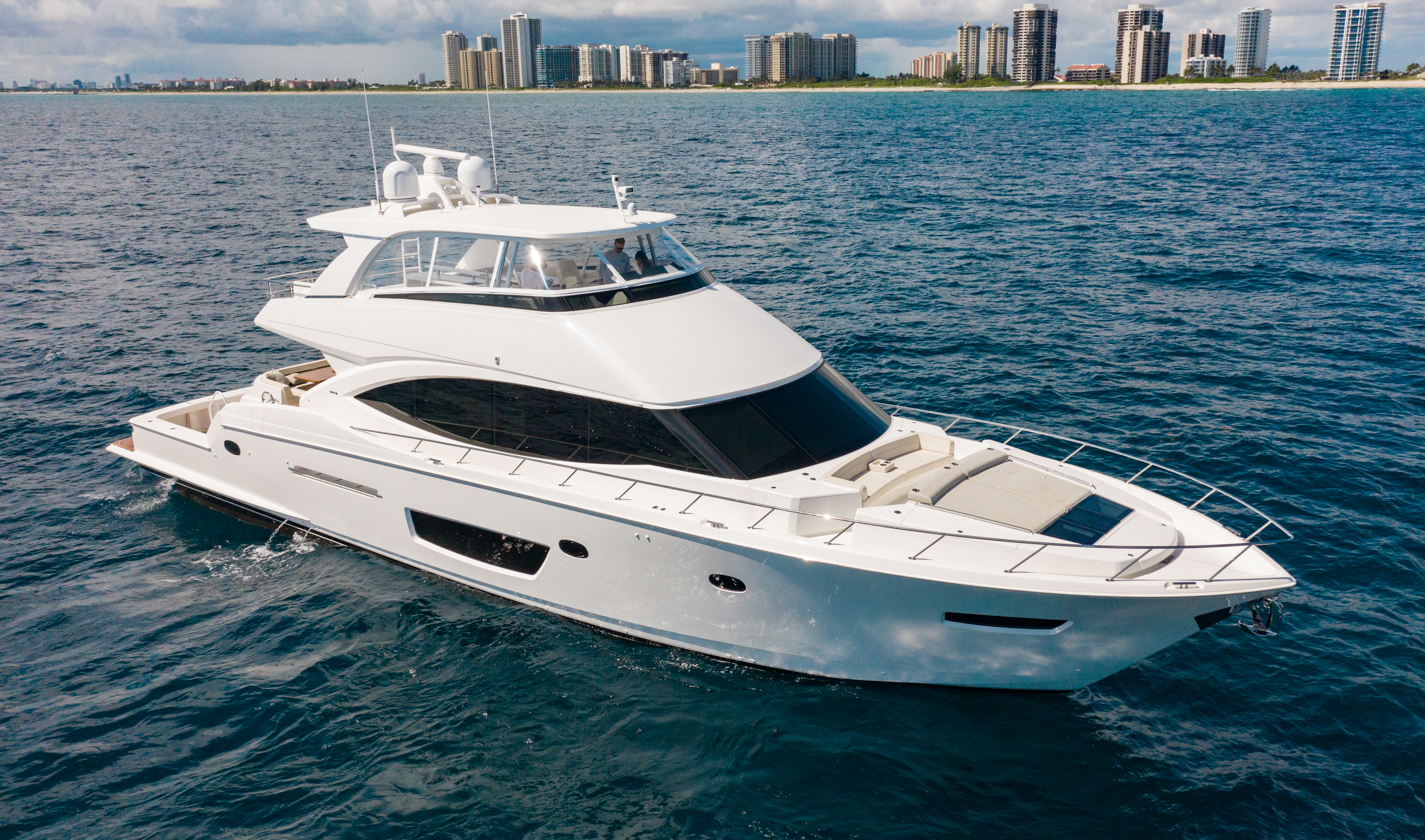 SOLD: 25m VIKING 82 Cockpit Motor Yacht | C&N News | News | C&N