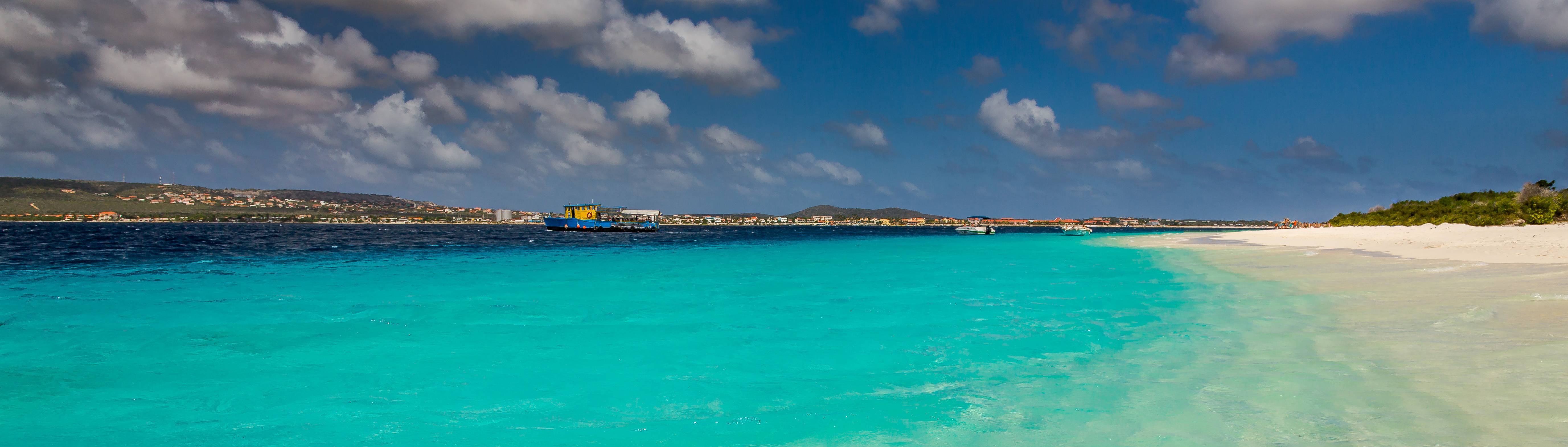 luxury-yacht-charter-experiences-in-bonaire-cni