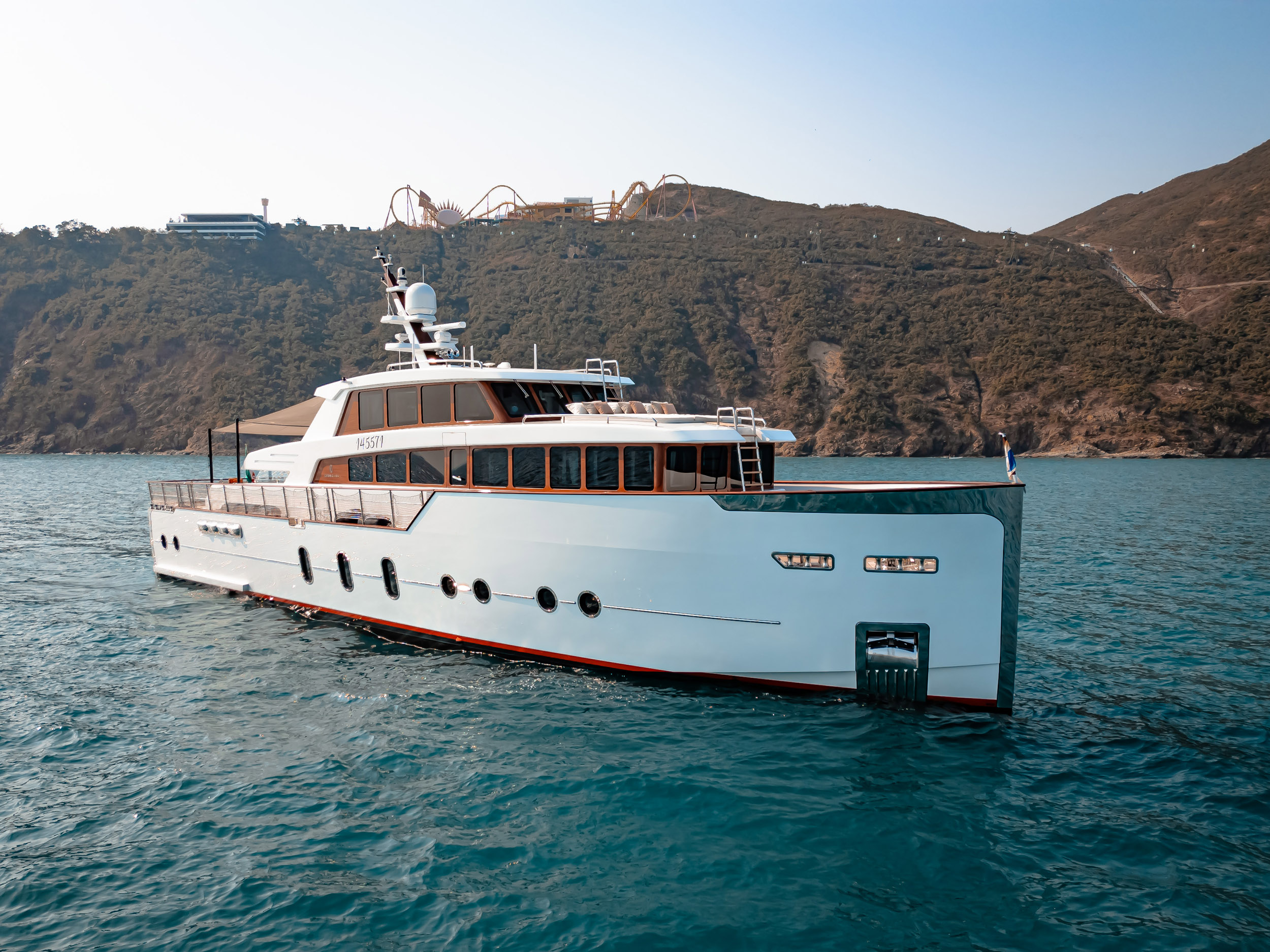 VERO | Luxury Motor Yacht for Sale | C&N